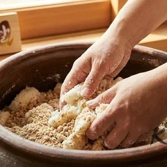 Csendet alkotni... Az elveszett idő illatának keresése, Kuksundang 'Tavaszi ünnepi ital készítő tanfolyam'