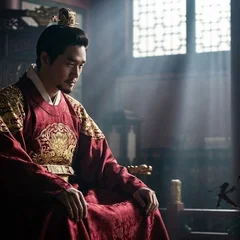 Yoo Jitae's 2026 Renaissance: The 'Sexy Villain' Behind the 100kg Muscle & 13-Minute Diet