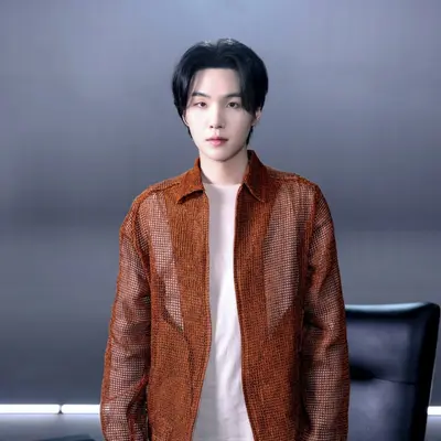 BTS 슈가, 언어와 비트로 상처를 다듬는 사람