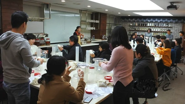 침묵을 빚다... 잃어버린 시간의 향기를 찾아서, 국순당 '설맞이 차례주 빚기 교실'