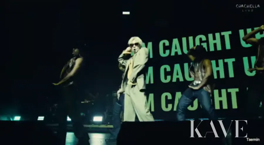 ▲ Taemin, Coachella Mojave sahnesinde sahne alırken